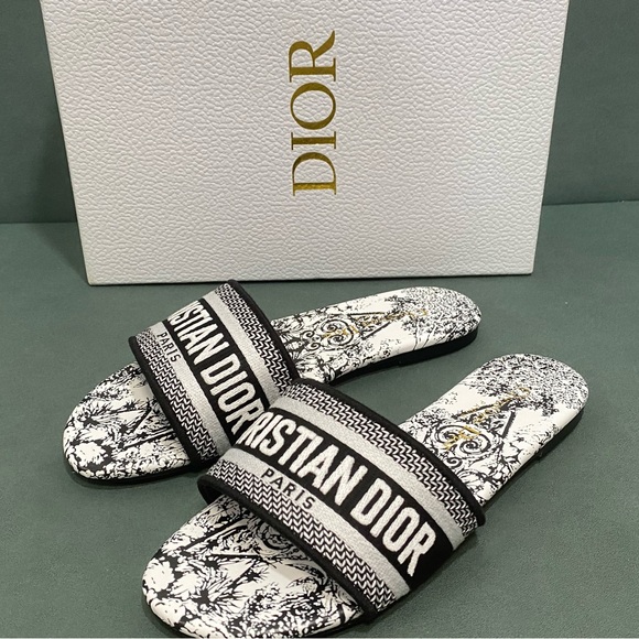 Christian Dior Black and White Slides - Picture 1 of 4